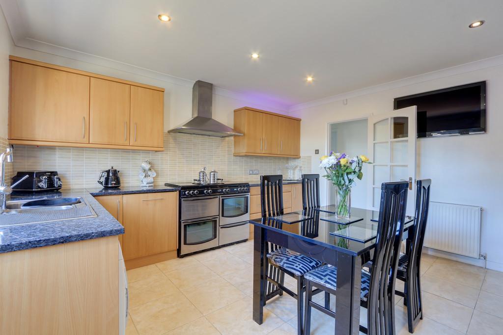 Kitchen 3