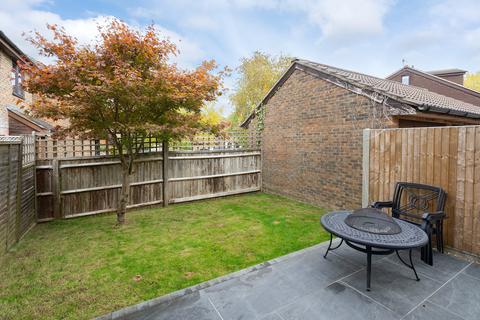 undefined, Holmesdale Road, North Holmwood