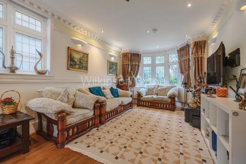 undefined, The Chine, Grange Park N21