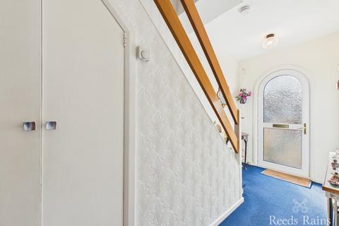 3 bedroom terraced house for sale, 294 Bricknell Avenue