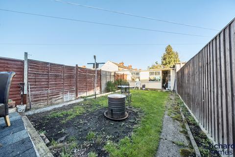 undefined, Cricklade Road, Gorse Hill, Swindon, SN2