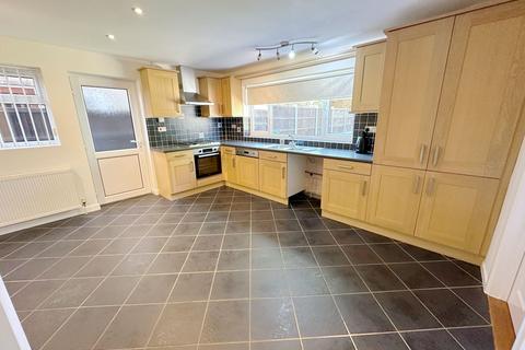4 bedroom detached house for sale, High Street, Bedford MK44
