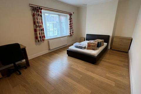 5 bedroom house share to rent, Aylesbury Road, Brynmill, Swansea