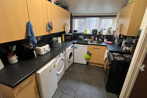 5 bedroom terraced house to rent, Malvern Terrace, Brynmill, SA2