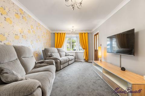 3 bedroom detached house for sale, Pintail Avenue, Bradford BD6