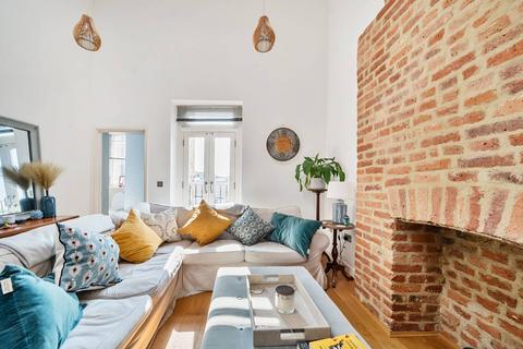 1 bedroom flat for sale, Fyfield Road, Brixton, London, SW9