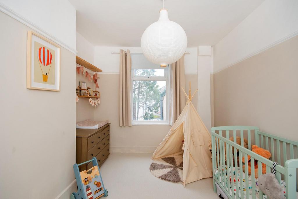 1 R8 HEE - Bedroom C.jpg