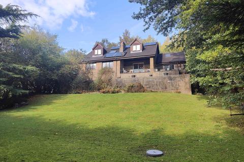 4 bedroom detached house for sale, Wakefield Road, Copley HX3