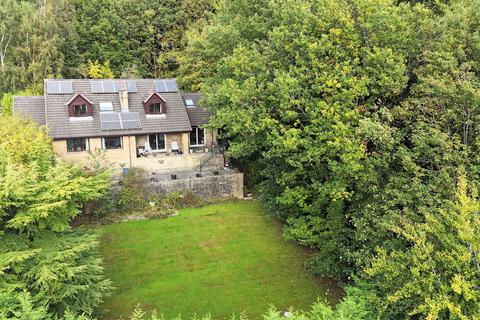 4 bedroom detached house for sale, Wakefield Road, Copley HX3