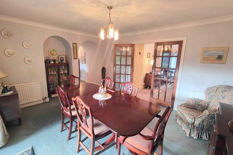 4 bedroom detached house for sale, Wakefield Road, Copley HX3