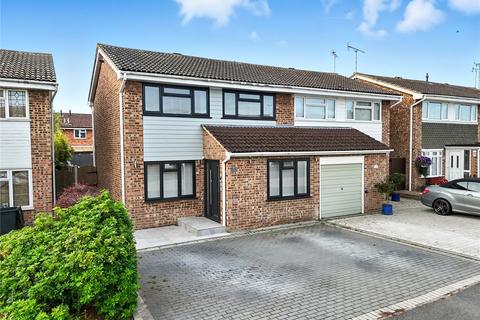4 bedroom semi-detached house for sale, Estuary Gardens, Great Wakering, Essex, SS3
