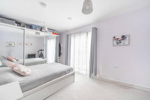 3 bedroom semi-detached house for sale, Oriental Square,, Colindale, London, NW9