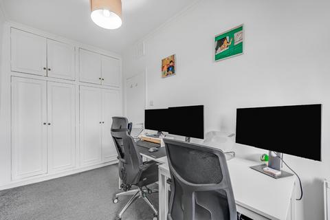 2 bedroom flat for sale, Eardley Crescent, London, SW5