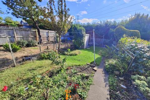 3 bedroom terraced house for sale, Westcroft Avenue, Halifax HX3
