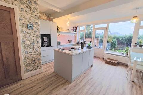 3 bedroom terraced house for sale, Westcroft Avenue, Halifax HX3