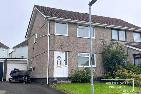 3 bedroom semi-detached house for sale, Hawthorns, Saltash PL12
