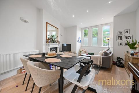 2 bedroom flat for sale, Westwell Road, London SW16