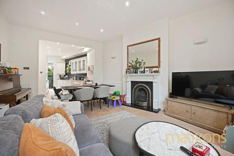 2 bedroom flat for sale, Westwell Road, London SW16