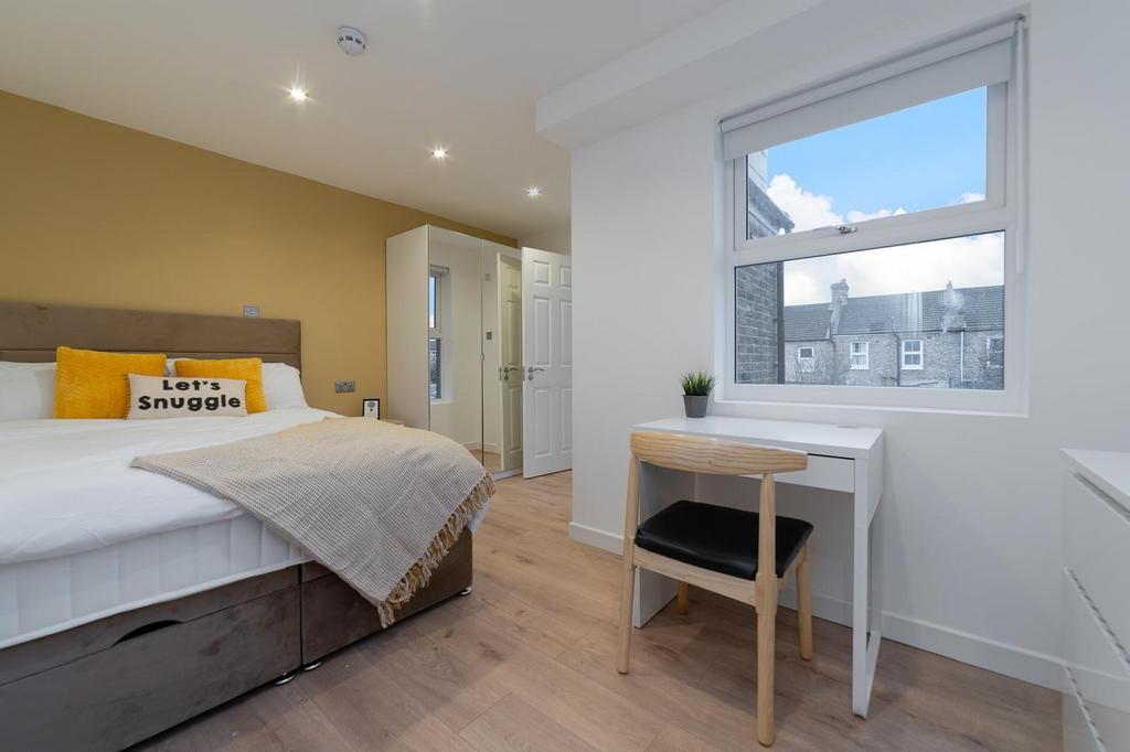 Bedroom8.jpg