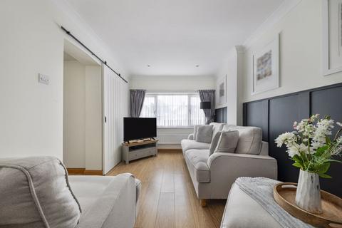 4 bedroom semi-detached house for sale, Penhill Road, Bexley