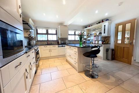 undefined, Fairways, 8 Tyla Rhosyr, Cowbridge, The Vale of Glamorgan, CF71 7AU