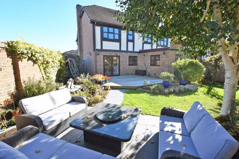 4 bedroom detached house for sale, Briar Fields, Maidstone