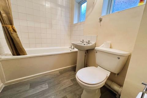 7 Dingle Road, Walsall, WS8 7ED