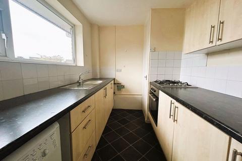7 Dingle Road, Walsall, WS8 7ED