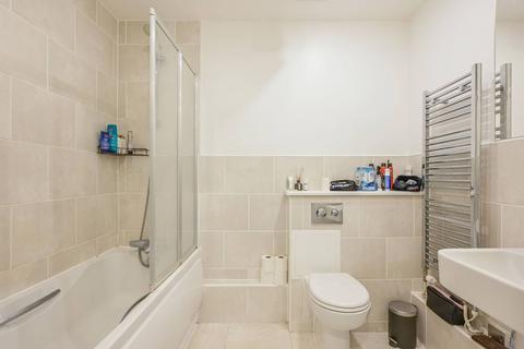 2 bedroom flat to rent, Pitfield Street, Old Street, London, N1