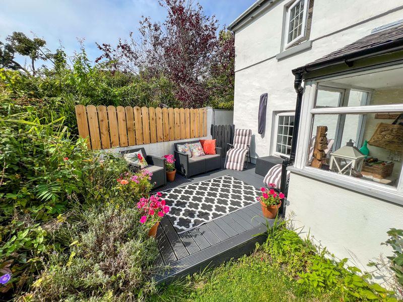 Lawn Cottage