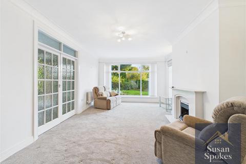 4 bedroom detached house for sale, North Avenue, South Shields