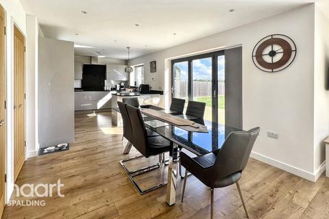 5 bedroom detached house for sale, Shepeau Stow PE12