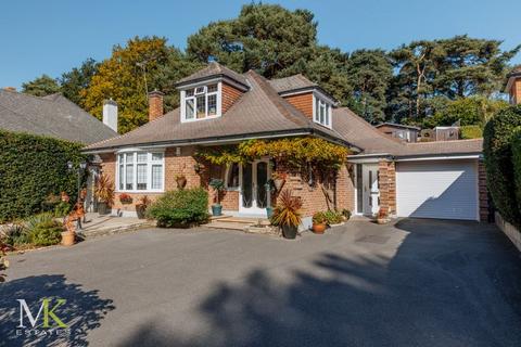 4 bedroom chalet for sale, Queens Park Avenue, Bournemouth BH8