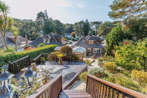 4 bedroom chalet for sale, Queens Park Avenue, Bournemouth BH8