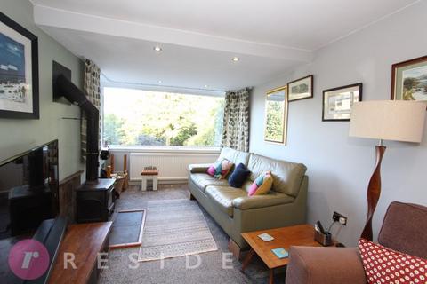 3 bedroom detached house for sale, Newhey Road, Rochdale OL16