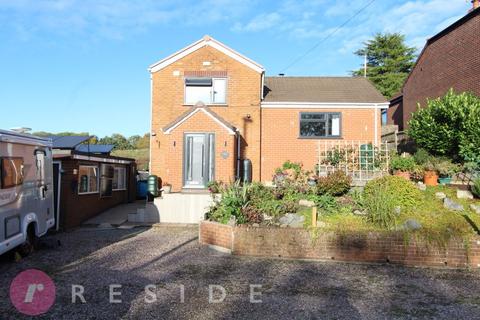3 bedroom detached house for sale, Newhey Road, Rochdale OL16