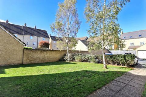 Flat 3, Sherbourne House, 1 Cherry Tree Way, Carterton, OX18 1GU