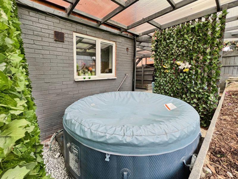 Hot tub