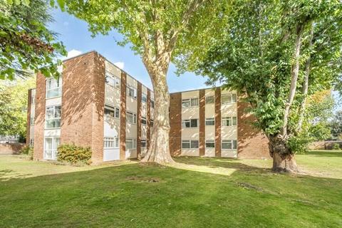 Silverwood Close, BR3