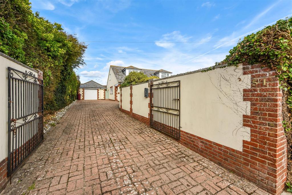 Sketch Ph2 6252867.jpg