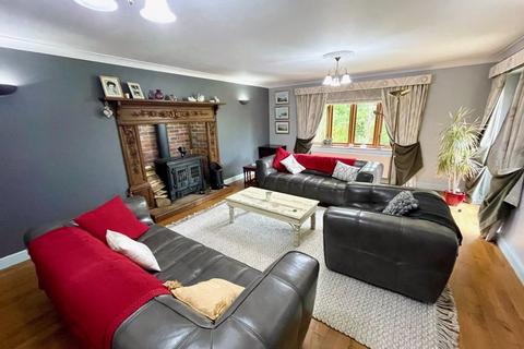 4 bedroom detached house for sale, Dolywern, Pontfadog, Llangollen
