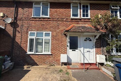 undefined, 2 Bedroom House for Sale, Edgware HA8