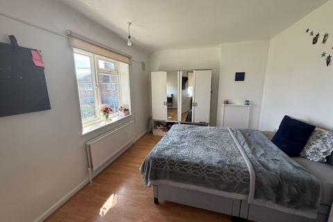 undefined, 2 Bedroom House for Sale, Edgware HA8