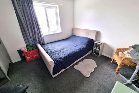 3 bedroom apartment for sale, Claude Road, Caerphilly CF83
