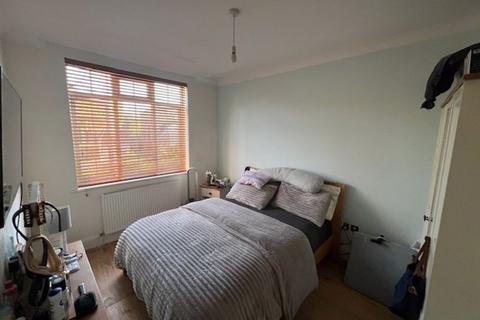 11 Lincoln Close, Harrow, HA2 7RJ