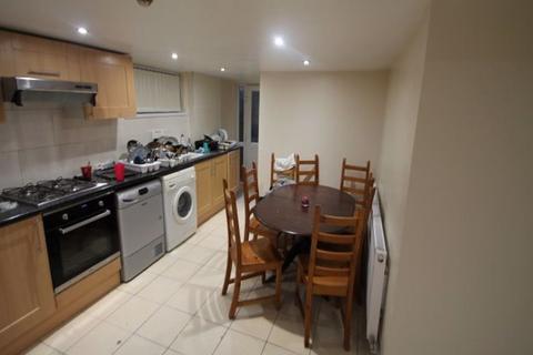 8 bedroom house to rent, St Michaels Villas, Leeds LS6