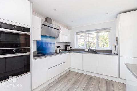 4 bedroom detached house for sale, Springvale Avenue, Bournemouth, BH7 7