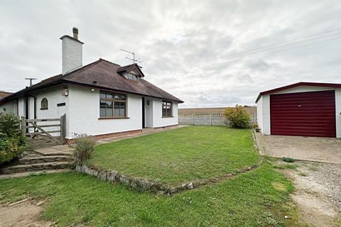 3 bedroom detached bungalow for sale, Evesham Road, Wick
