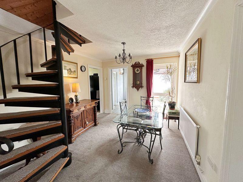 Dining Area 1
