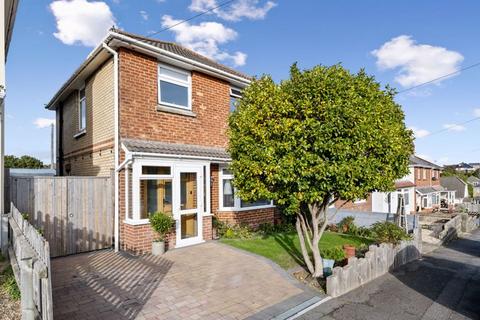 Eastlake Avenue, Poole BH12